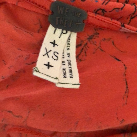 Printed bird of paradise Top - Picture 6 of 6